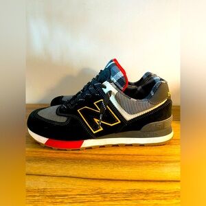 New Balance 574 Black Team Red (SZ 6.5M, 8W)